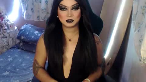QUEEN CESS online show from April 26, 12:58 pm