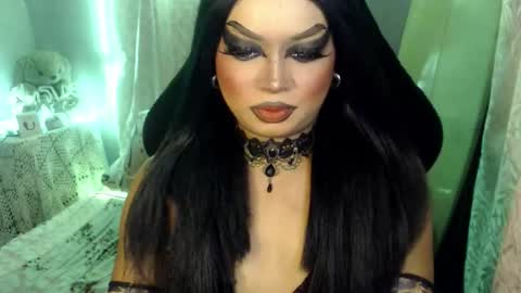 Snapshot of cj_parker69 chatting on June 4, 7:09 pm QUEEN CESS online show from June 4, 7:09 pm