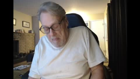 Snapshot of cjscout chatting on February 3, 5:18 am cjscout online show from February 3, 5:18 am