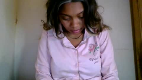 ckamilla45 online show from October 6, 3:04 am