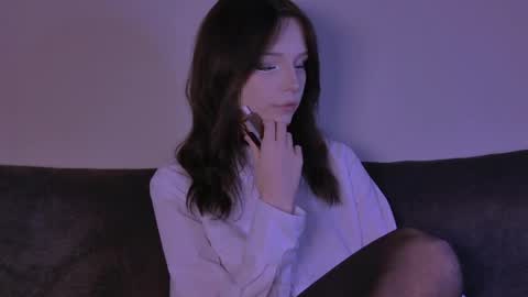Snapshot of claire_bennett chatting on April 27, 2:31 am Claire Bennett online show from April 27, 2:31 am