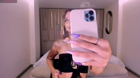 Claire Dawson online show from April 25, 3:31 am