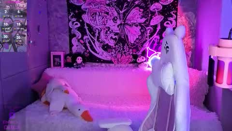 Claire Faers online show from November 16, 6:13 pm