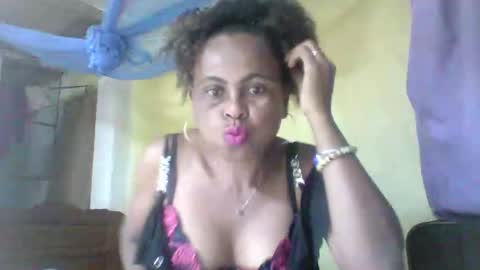 clairette9794 online show from June 9, 7:14 pm