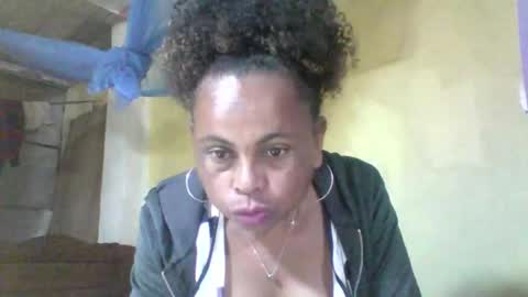 clairette9794 online show from June 10, 8:02 am