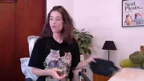 clairevarhol online show from November 4, 7:02 pm