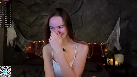 Snapshot of clairwittenmyer chatting on October 28, 1:09 am Im Amy online show from October 28, 1:09 am