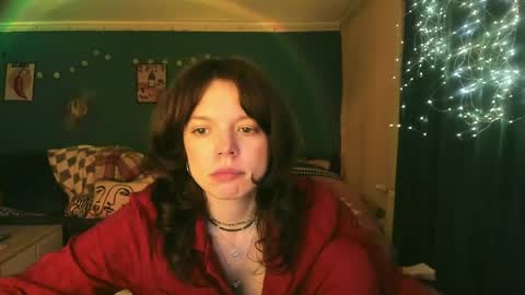 Snapshot of clancyosbourne chatting on April 28, 5:51 pm Clancy online show from April 28, 5:51 pm