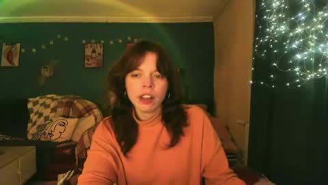 Snapshot of clancyosbourne chatting on April 30, 8:48 pm Clancy online show from April 30, 8:48 pm