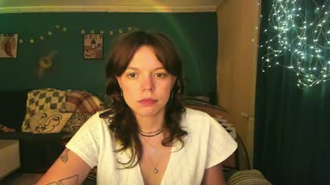 Snapshot of clancyosbourne chatting on June 8, 1:28 am Clancy online show from June 8, 1:28 am