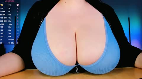 Snapshot of clara4love chatting on December 21, 3:36 am Clara online show from December 21, 3:36 am