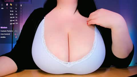 Snapshot of clara4love chatting on January 19, 5:26 am Clara online show from January 19, 5:26 am