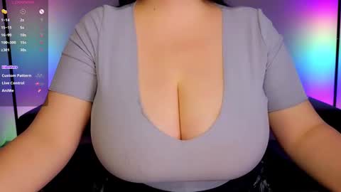 Snapshot of clara4love chatting on October 4, 9:57 pm Clara online show from October 4, 9:57 pm