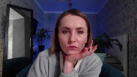 Clara online show from October 16, 6:20 pm