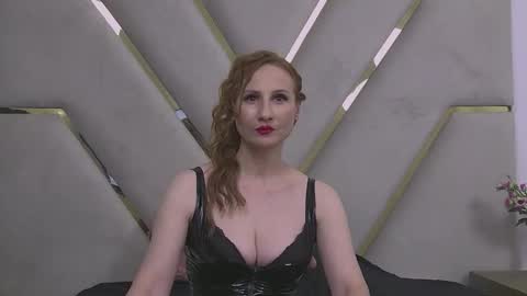 Snapshot of clara_jason chatting on June 11, 12:54 am Mistress Clara online show from June 11, 12:54 am