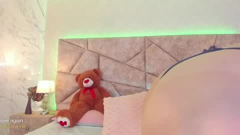 Snapshot of claradelmar_ chatting on May 11, 2:45 pm Clara del mar online show from May 11, 2:45 pm