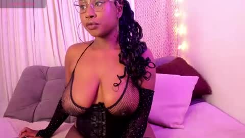 Snapshot of claradoll_ chatting on July 20, 10:39 am Clara online show from July 20, 10:39 am