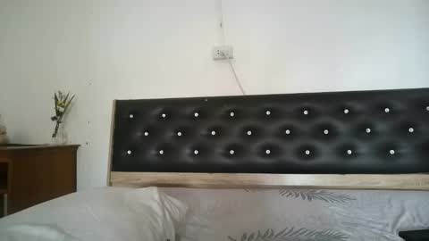 claralafontaine online show from April 19, 8:46 am