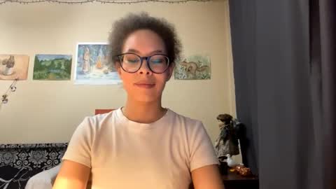 Selena online show from March 4, 1:17 pm