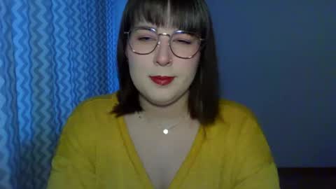 Clara online show from April 11, 4:33 pm