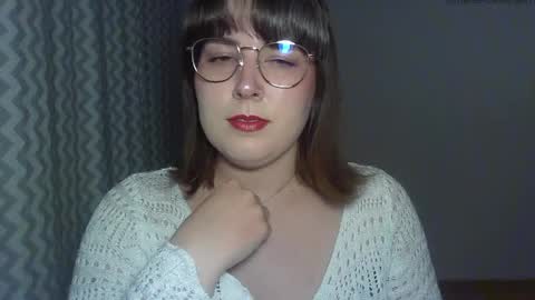 Clara online show from May 6, 6:35 pm