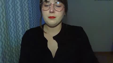 Clara online show from May 18, 6:03 pm