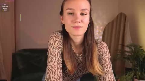 Claire online show from October 2, 1:40 pm