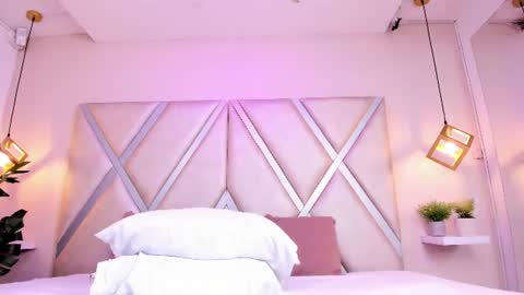 Snapshot of clarentz_baileys chatting on July 1, 5:42 am Clarentz bby online show from July 1, 5:42 am