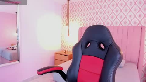 C L A R I S E  online show from May 9, 6:46 pm