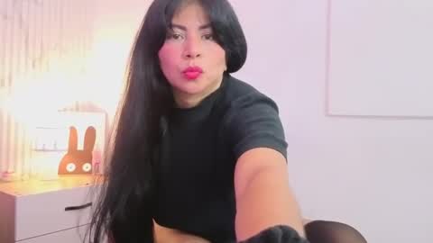 Snapshot of clariss_brown chatting on October 1, 12:00 pm clariss_brown online show from October 1, 12:00 pm