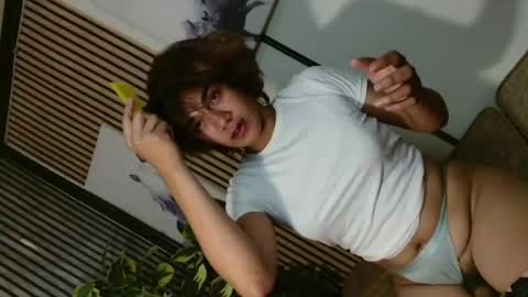 Snapshot of clarissa_swet chatting on June 15, 5:48 pm clarissa online show from June 15, 5:48 pm