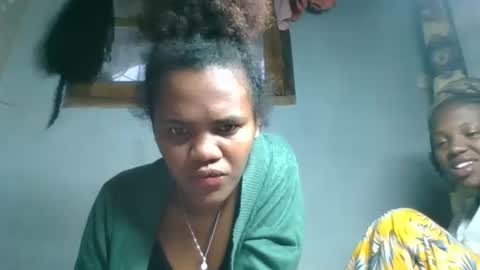 clarisse98 online show from October 26, 2:06 am