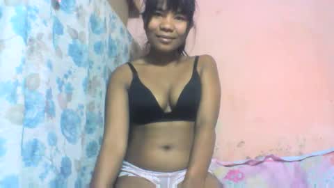 clarissezz online show from June 8, 1:44 pm