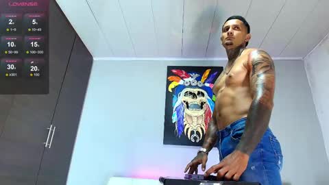 Snapshot of clark__ken chatting on February 24, 9:20 pm Juanpaindependent model online show from February 24, 9:20 pm