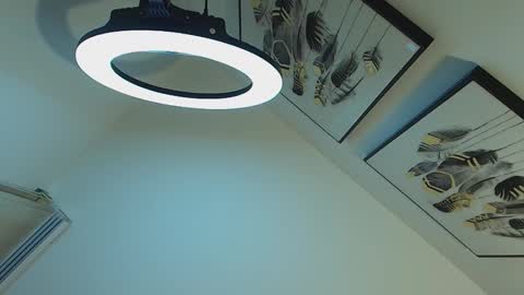 clark_strong online show from February 19, 9:33 pm