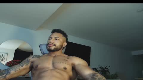 clark_strong online show from March 22, 11:19 pm