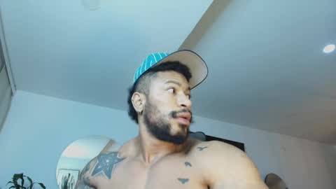 clark_strong online show from April 19, 11:31 am