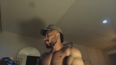 Snapshot of clark_strong chatting on May 2, 11:10 pm clark_strong online show from May 2, 11:10 pm