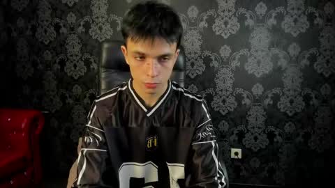 Clark online show from April 21, 7:39 pm