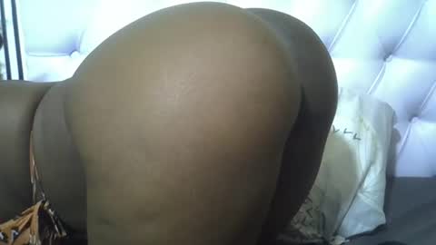 Snapshot of classy_zoey chatting on October 15, 3:17 am classy_zoey online show from October 15, 3:17 am