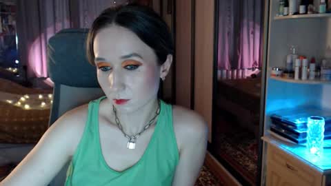 classyinna online show from November 27, 8:38 am