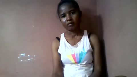 Snapshot of claudi804208 chatting on July 14, 10:09 am claudi804208 online show from July 14, 10:09 am