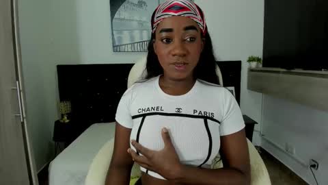 Snapshot of claudia198820 chatting on November 11, 12:16 pm claudia198820 online show from November 11, 12:16 pm