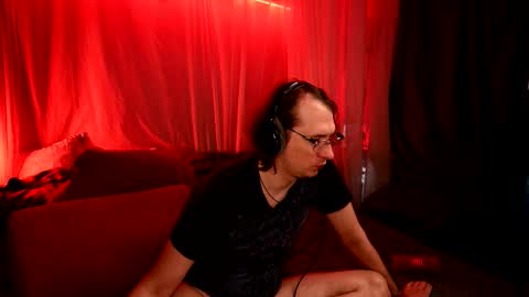 Claudia Cyberfox and Elon online show from October 24, 6:21 am