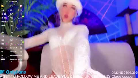 Snapshot of claudia_cooper chatting on March 6, 3:57 am online show from March 6, 3:57 am