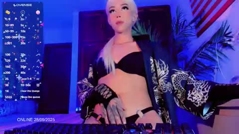 Snapshot of claudia_cooper chatting on September 28, 10:59 pm online show from September 28, 10:59 pm