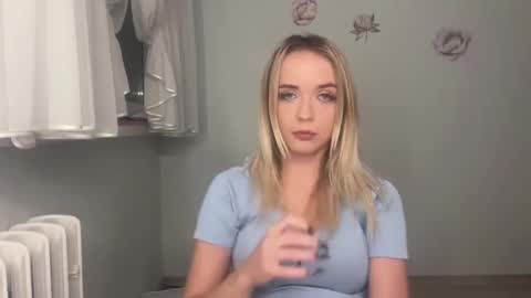 ClaudiaGold online show from October 30, 4:19 pm