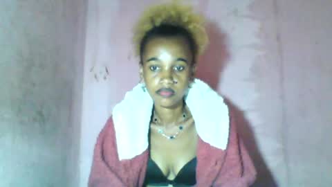 Snapshot of claudiannah chatting on July 8, 12:42 pm claudianne online show from July 8, 12:42 pm