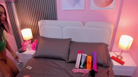 Snapshot of clawdeen__wolf chatting on October 14, 7:47 pm clauwdeen wolf online show from October 14, 7:47 pm