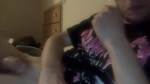 Snapshot of cleatus27 chatting on May 2, 2:49 am cleatus27 online show from May 2, 2:49 am